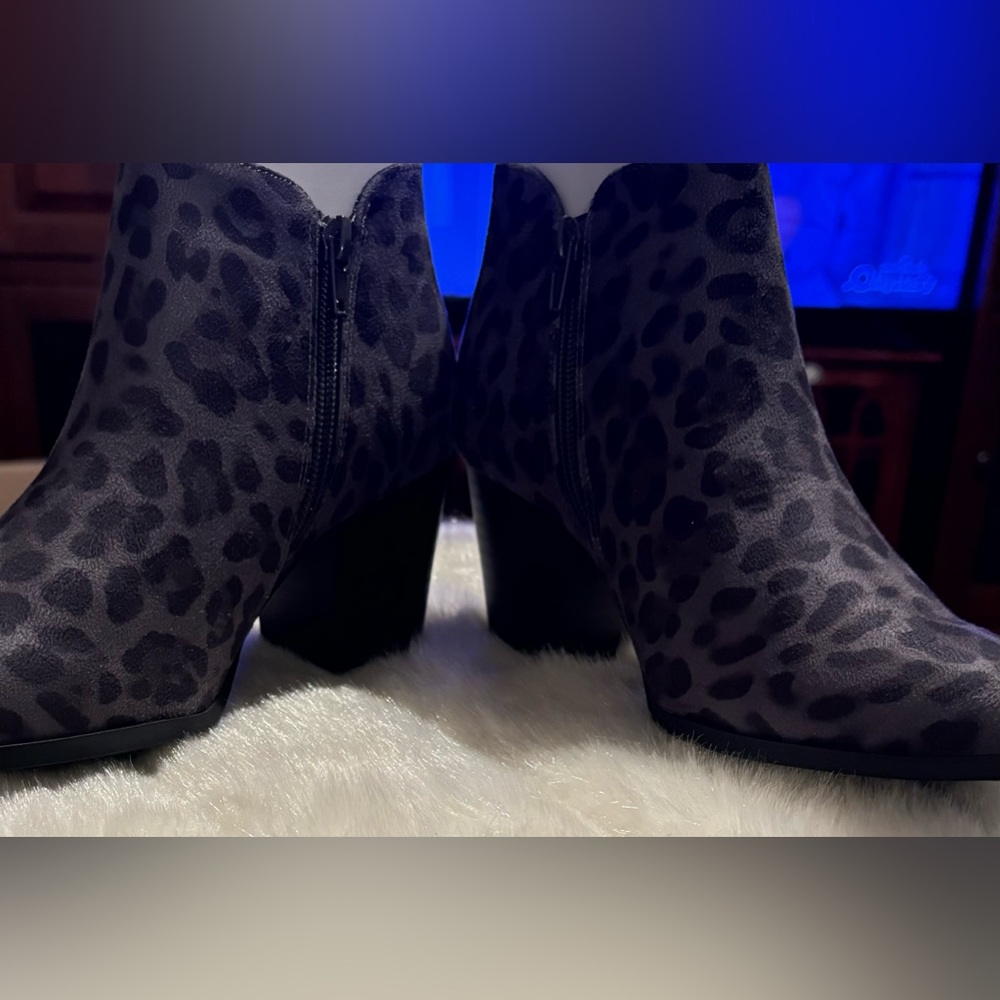 Style & Co Grey & Black Animal Print Boots- Size 6 1/2